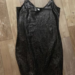 H&M divided New Year’s Eve theme dress
